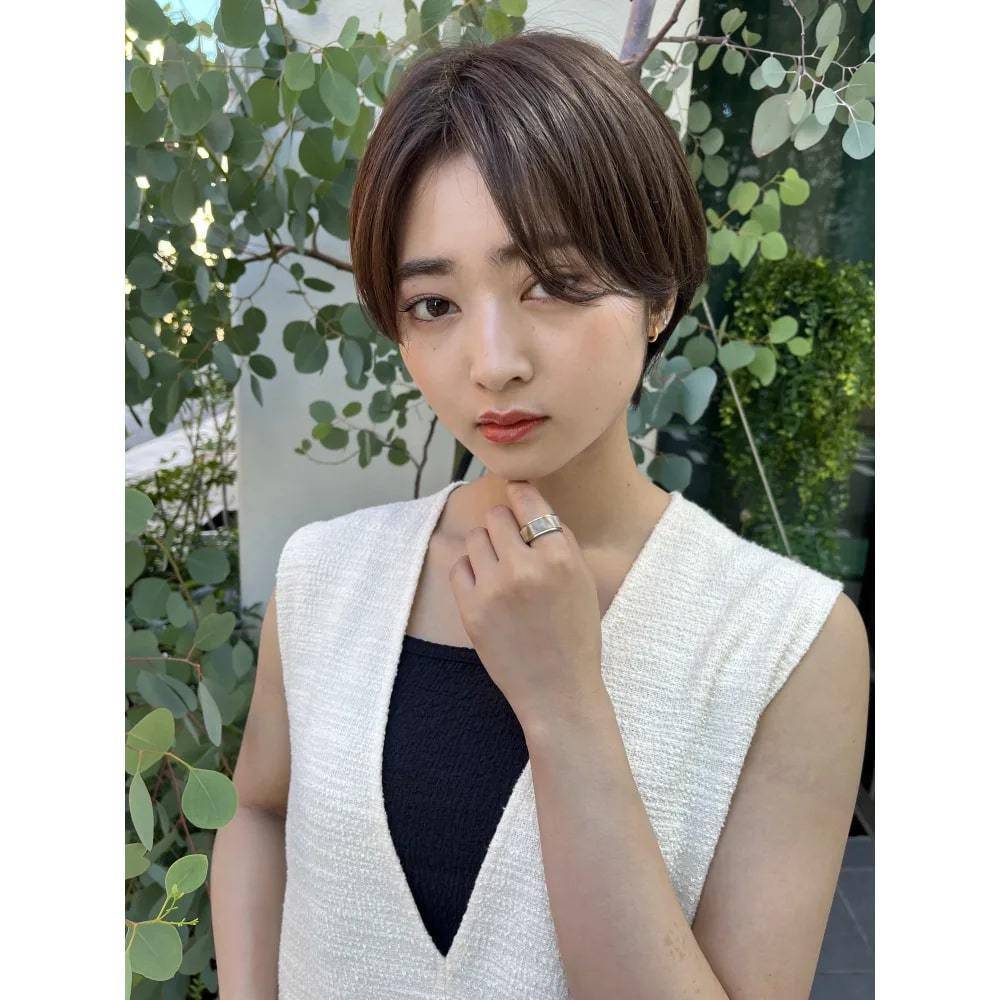 コンパクトな大人ショート