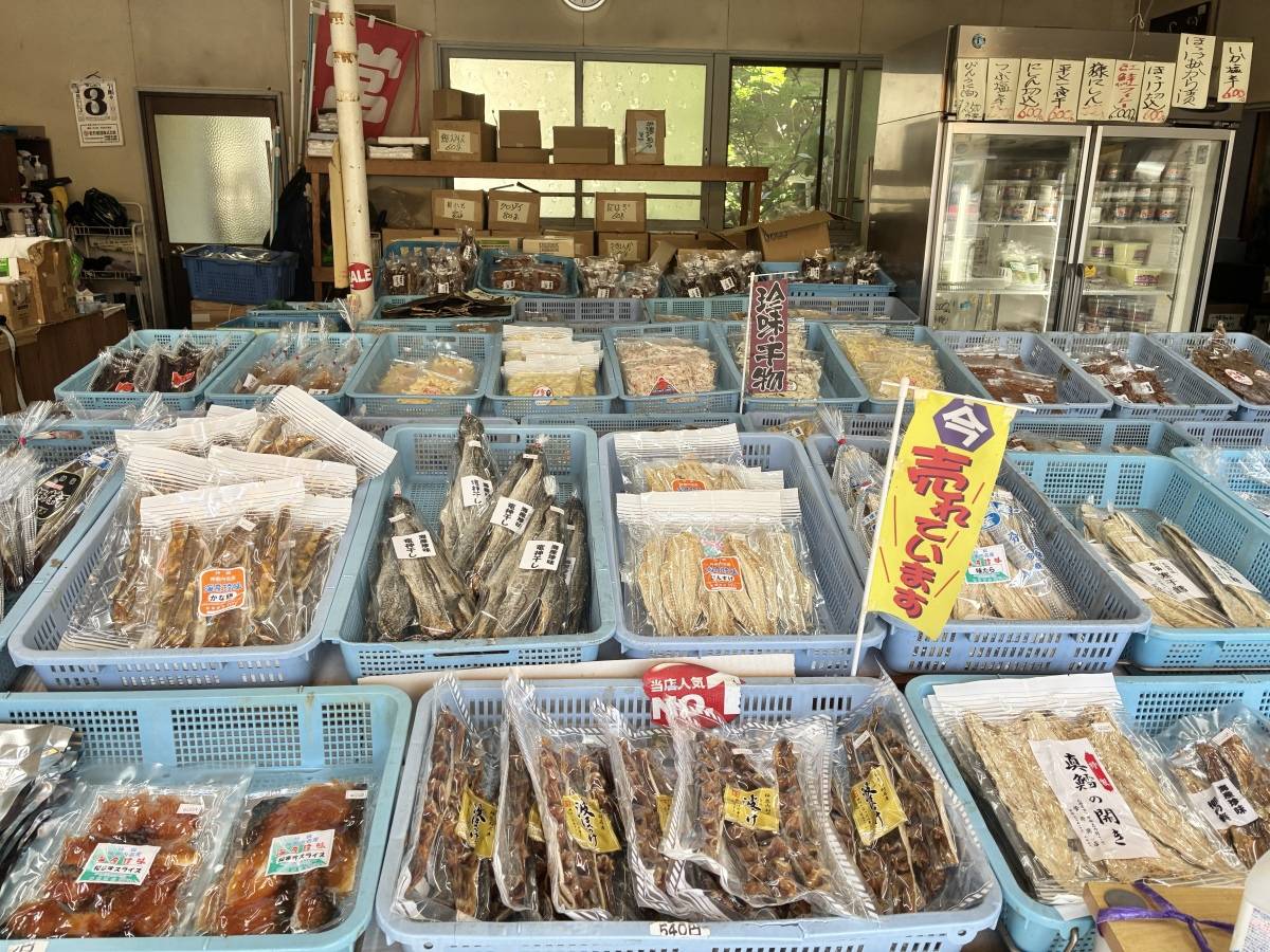 菅原商店内観