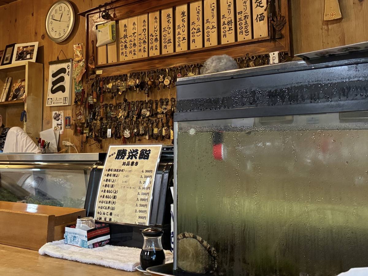 店のカウンター