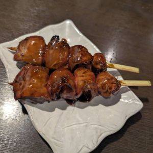 子どもはソフトドリンク無料でガチャもできる♪家族で行きたい焼き鳥屋