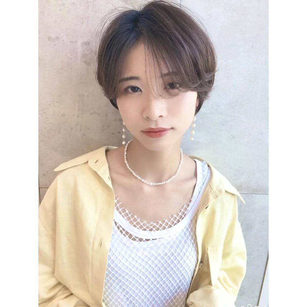 長め前髪の大人ショート