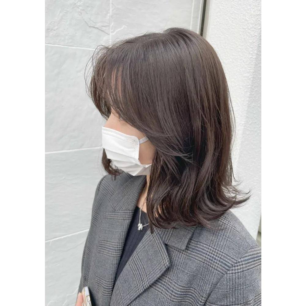 透明感抜群のアッシュグレー