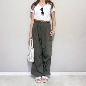 着痩せも叶う！40代におすすめの「白Tシャツ」を使った夏コーデ #着用レビュー【2026年7月】