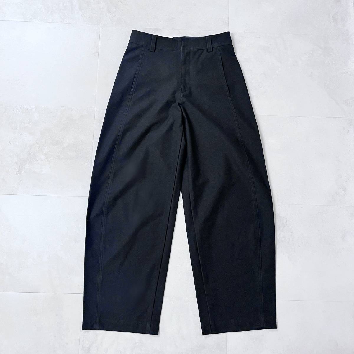 UNIQLOジャージーバレルレッグパンツ