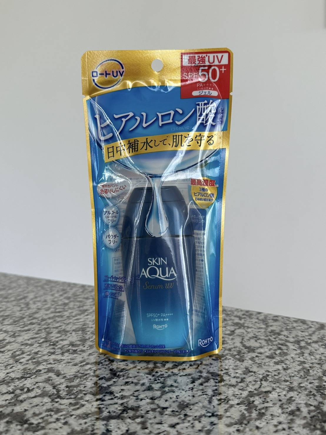 スキンアクア ヒアルロンセラムUV