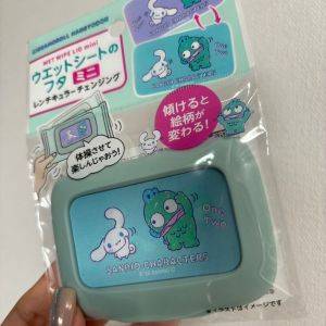 【100均】カラカラ回避！ミニサイズのウェットシートのふたが便利