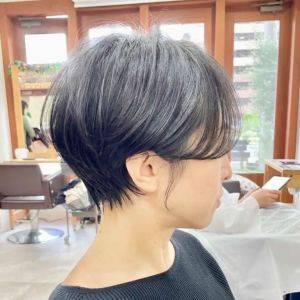 白髪が際立たないって最高……。アラフィフさん向けヘアカラー5選〜2026夏〜