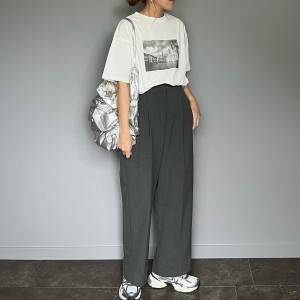 【2026年7月】もう手抜きに見えない！センスいい夏のTシャツコーデ5選