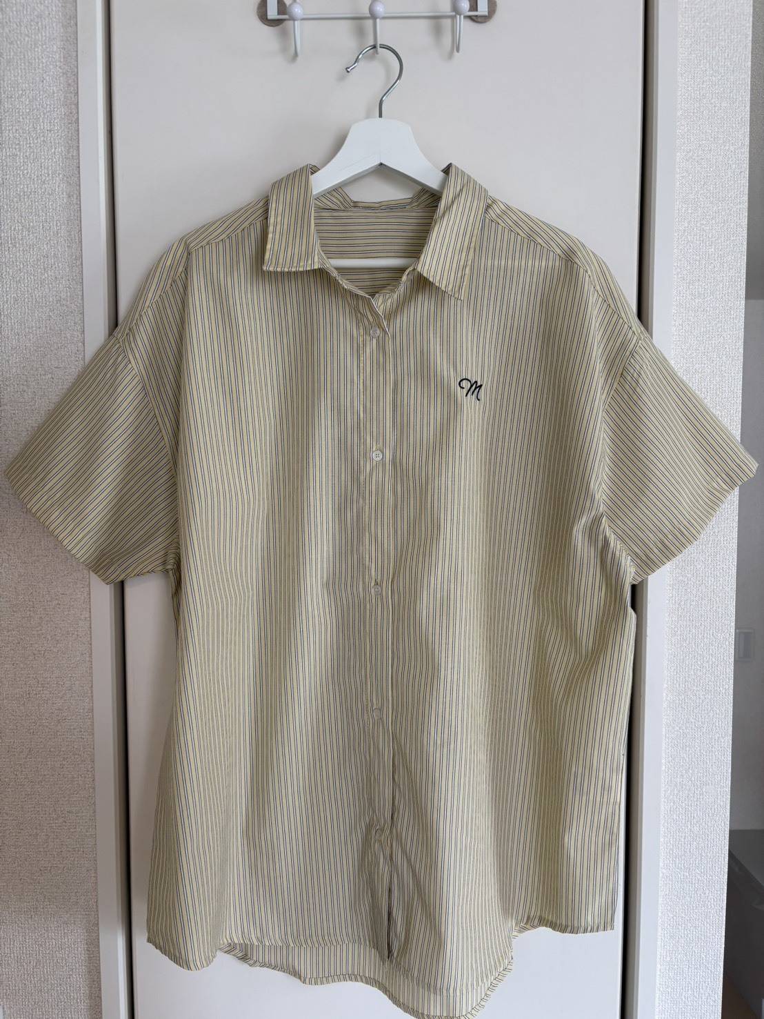 しまむらのシャツ