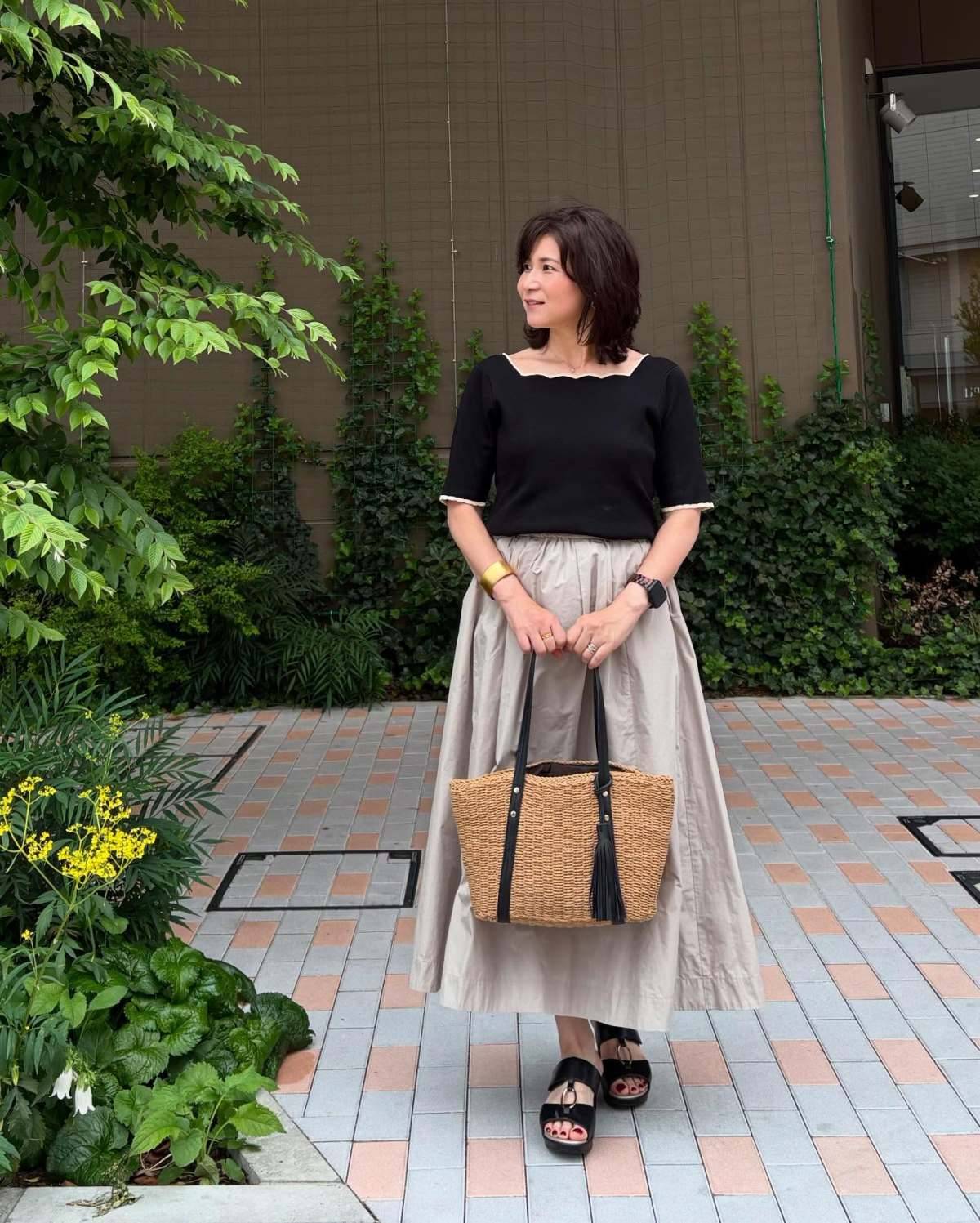 黒×ベージュの色合わせが◎