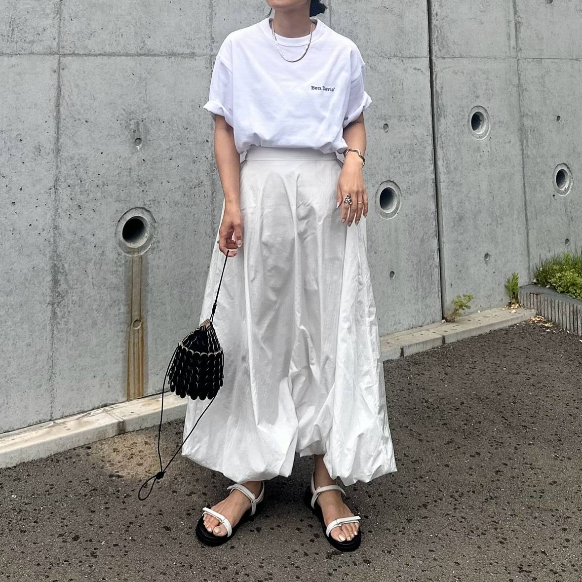 オールホワイトコーデ