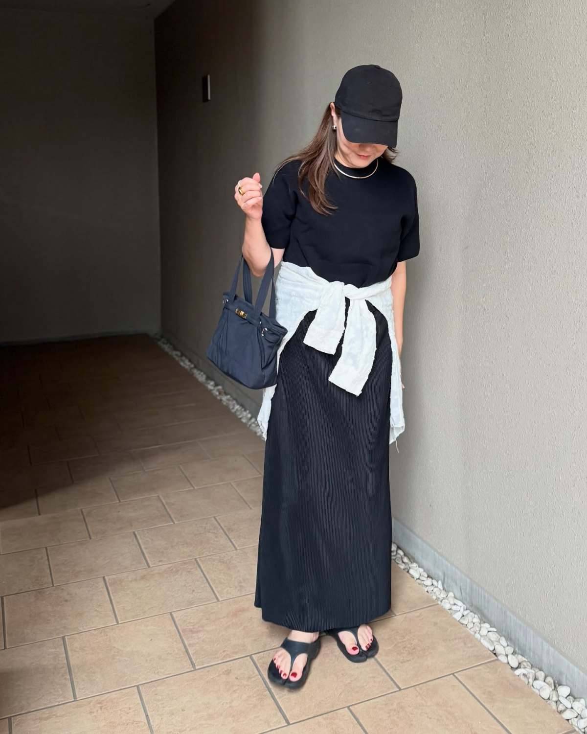 白シャツを腰巻きする！