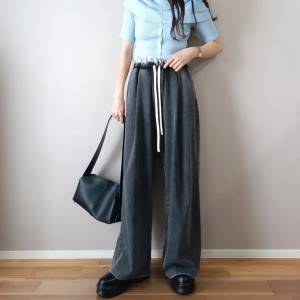 【2026年8月】こう着ると、今っぽい。ワイドパンツを使った最旬コーデ5選