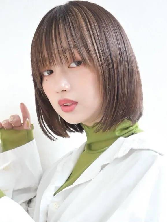 グレージュ