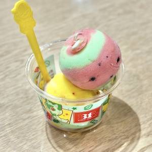 【サーティワン】「ステッカー付きで嬉しい」「コラボ最高」今話題の新作アイスが発売中♡本気でウマいよ
