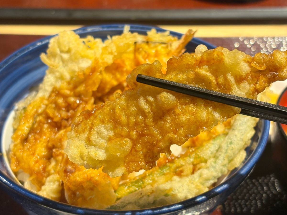 てんやの「海老と活〆穴子切身の天丼」