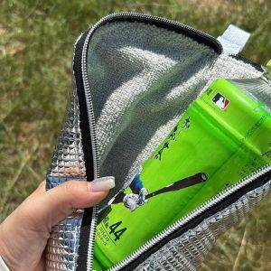 冷たさが長持ちして結露対策も♪プチストレス解消のペットボトルカバー