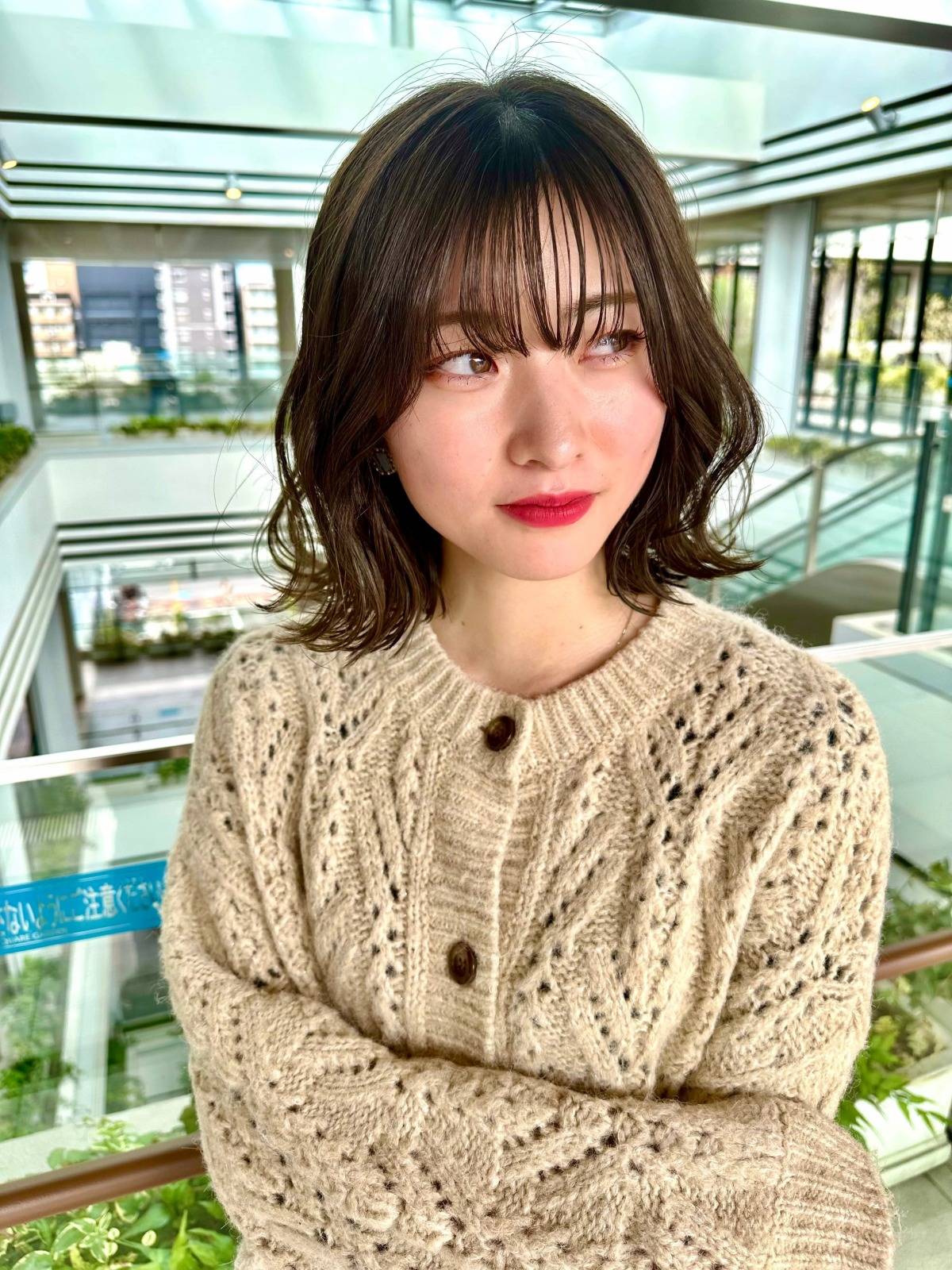 ダークグレージュ