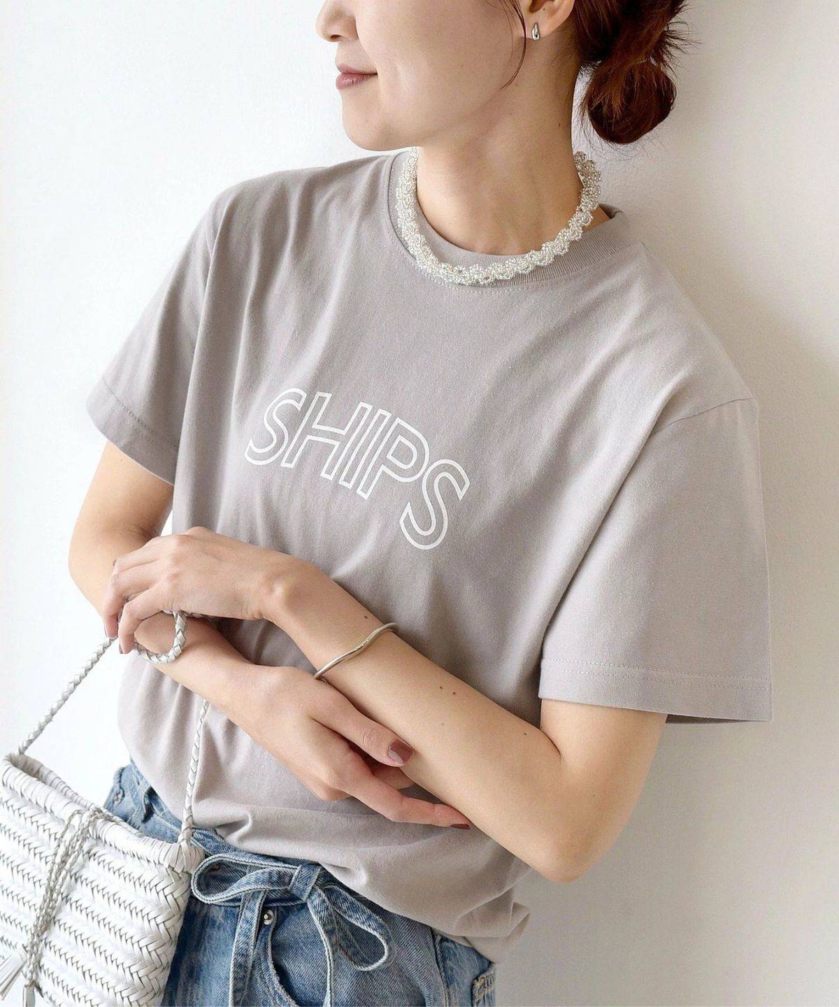 【WEB限定】 SHIPS ラウンド プリント ロゴ TEE