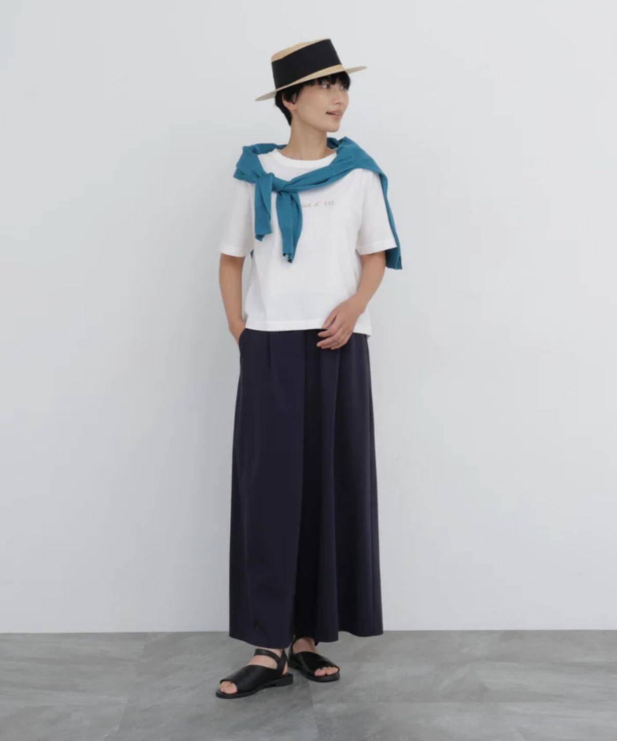 human woman メッセージロゴＴシャツ