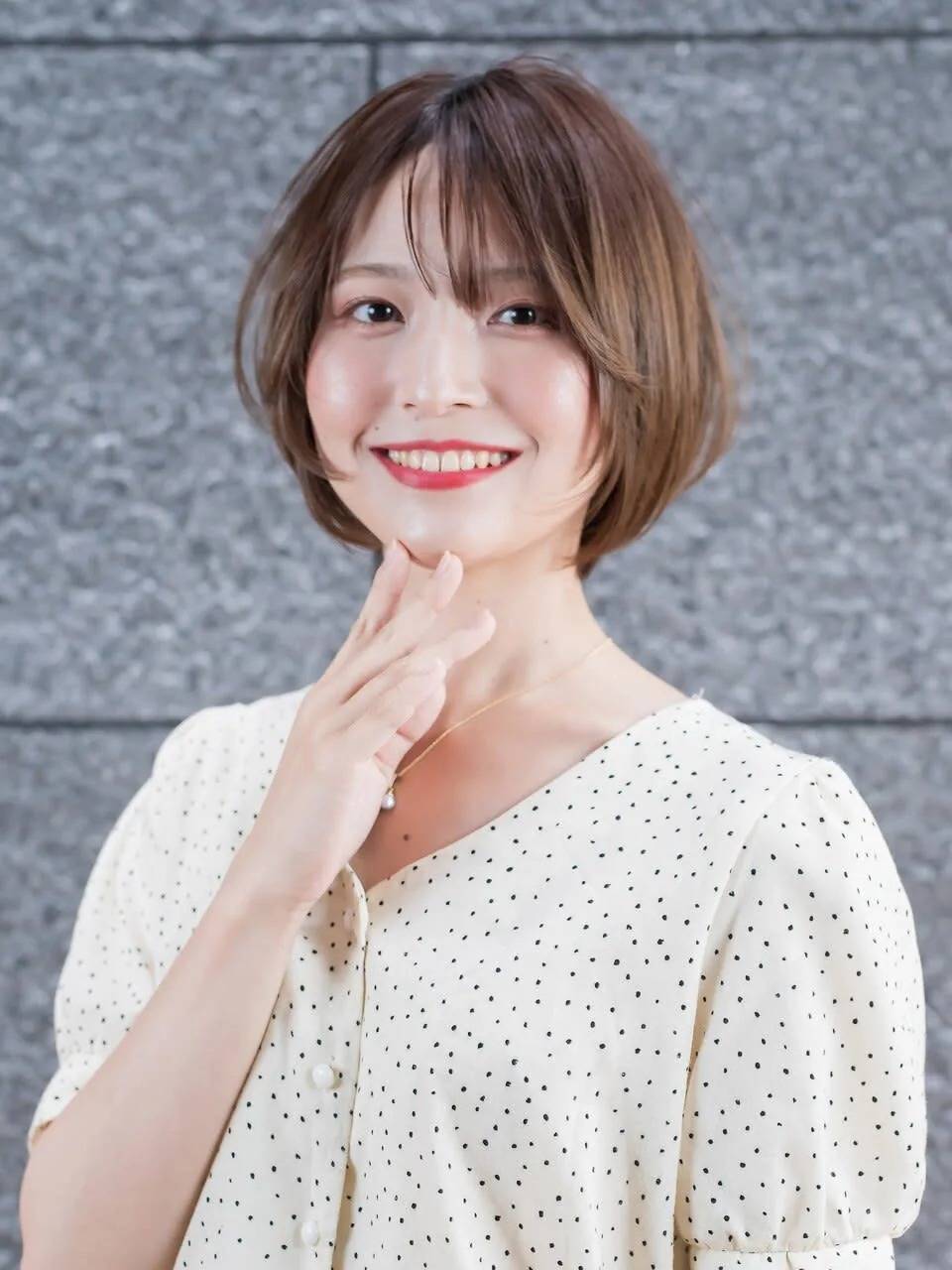 シルキーベージュ