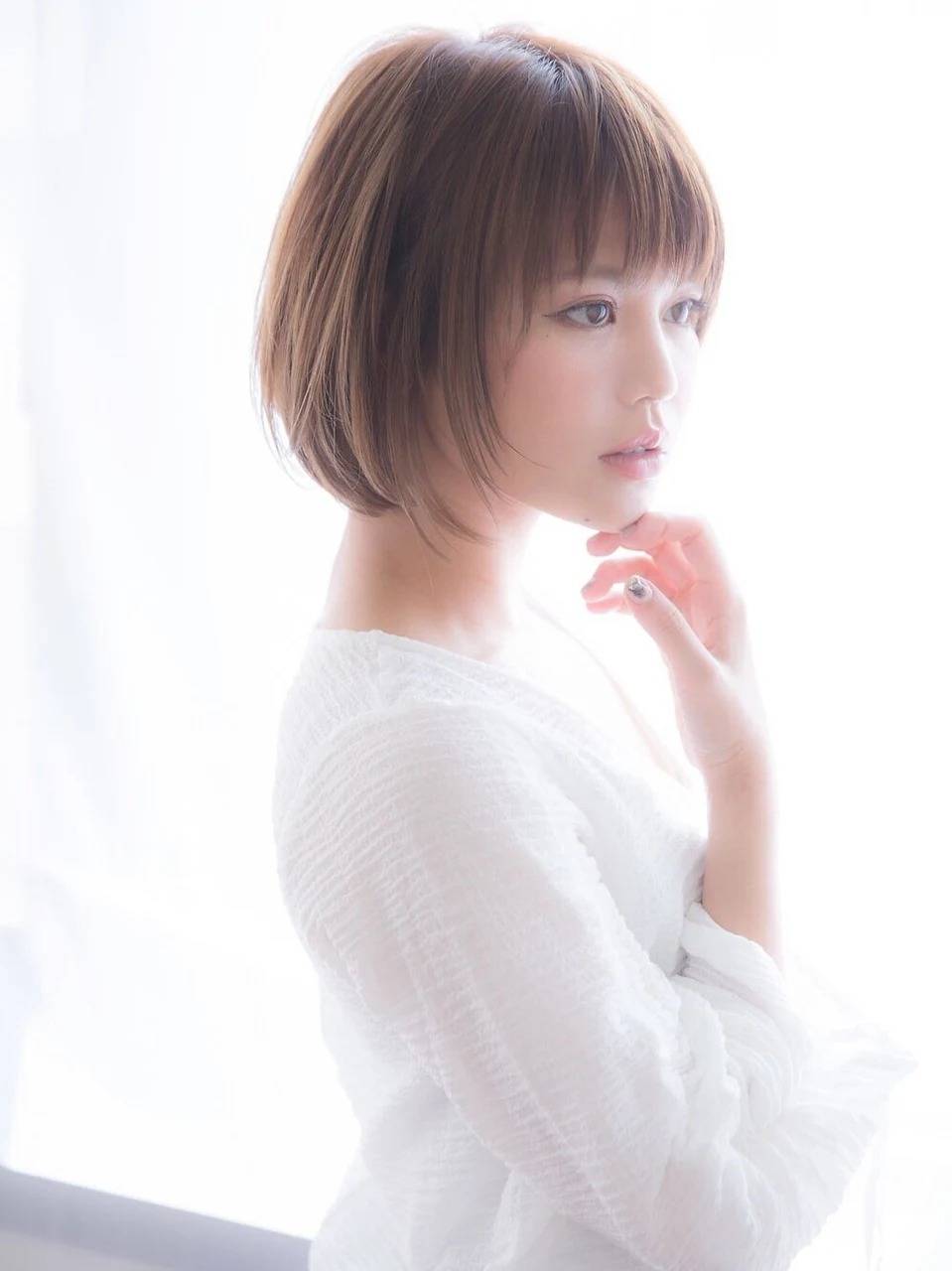 グレージュ