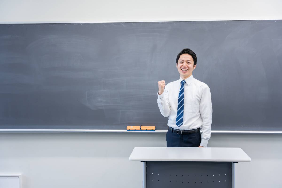 塾講師の男性