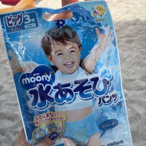 のびのび遊べて大活躍！小さな子どもとの水遊びに必須の水あそびパンツ