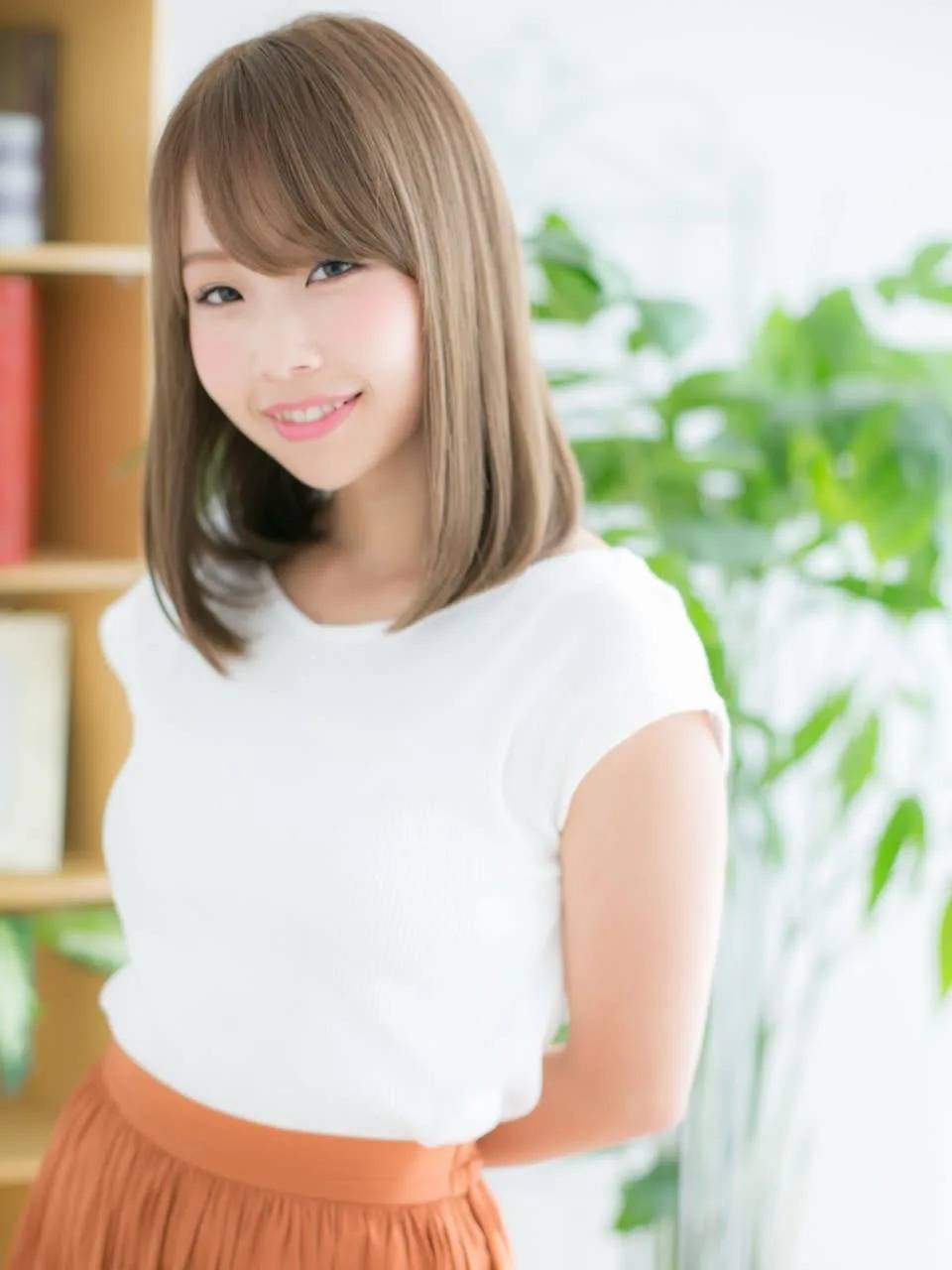 ペールベージュ