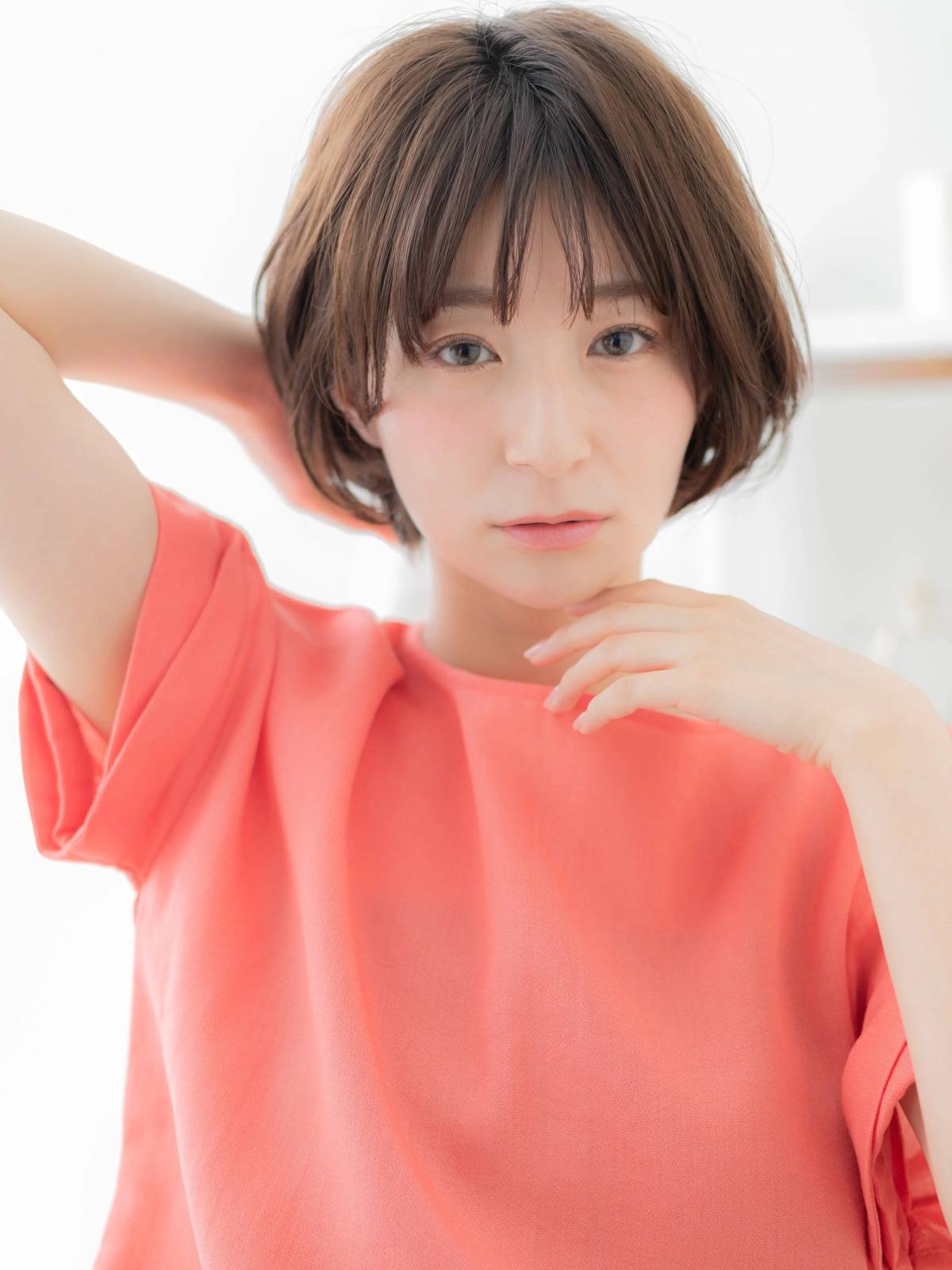 プラチナグレージュ