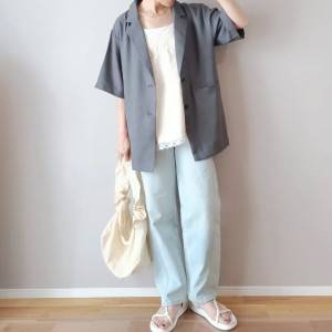 【2026年8月】とんでもなく垢抜ける。50代向け真夏のデニムパンツコーデ5選