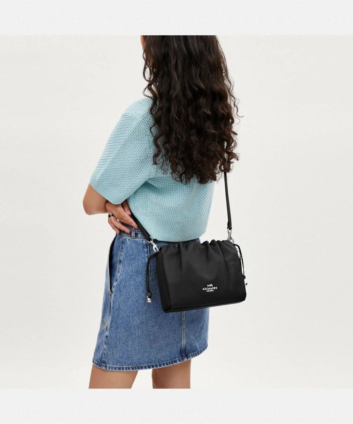COACH OUTLET フェイ ドローストリング バッグ