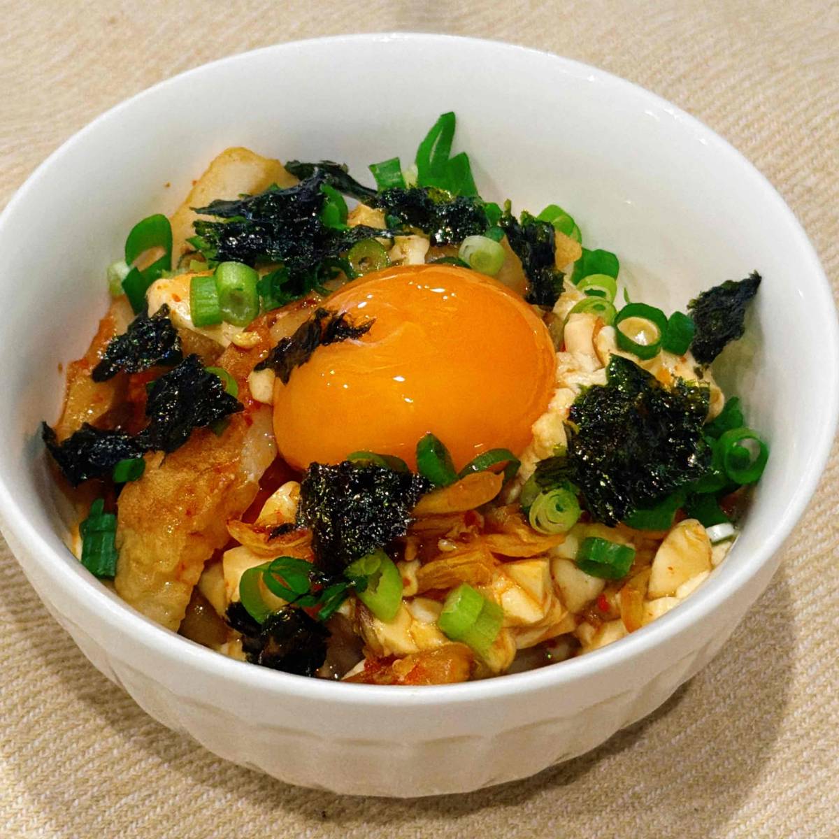 ニッスイ公式の「ピリ辛ちくわ豆腐」のレシピ