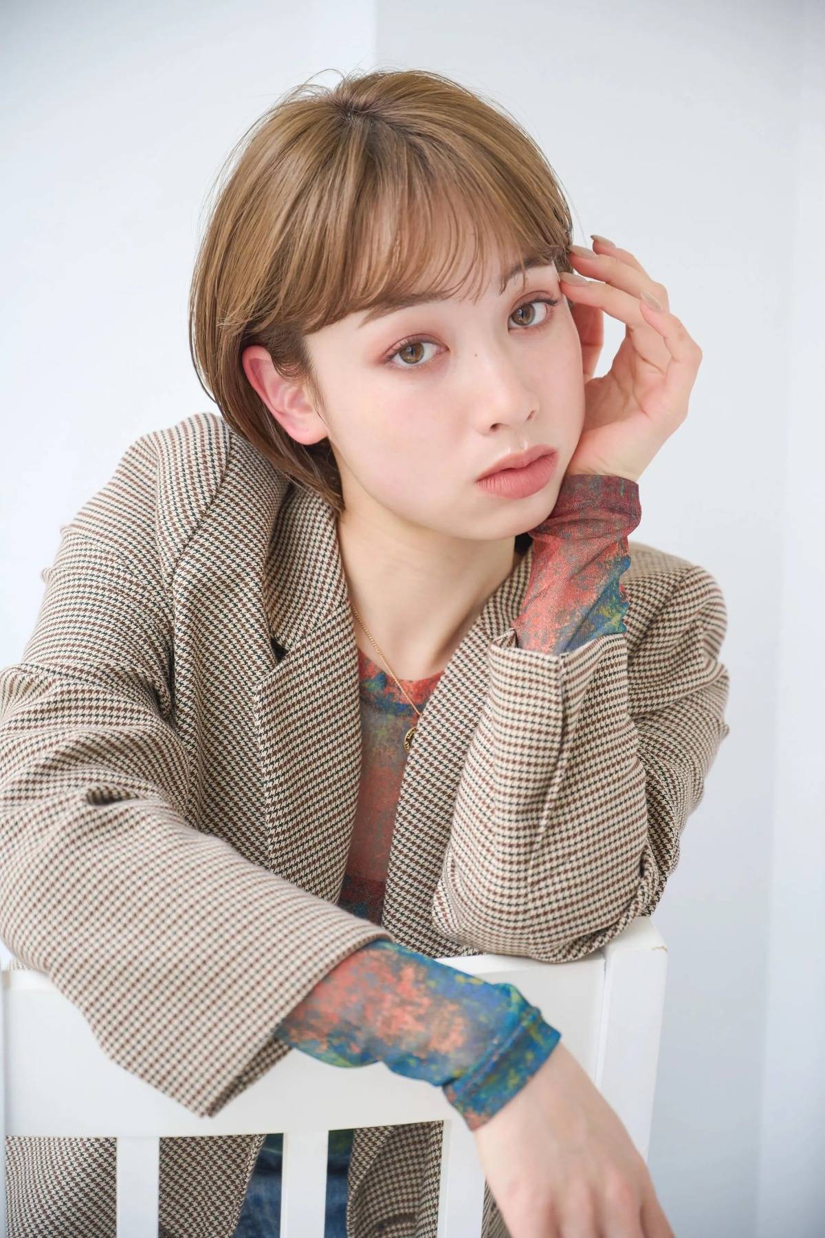 アッシュベージュ