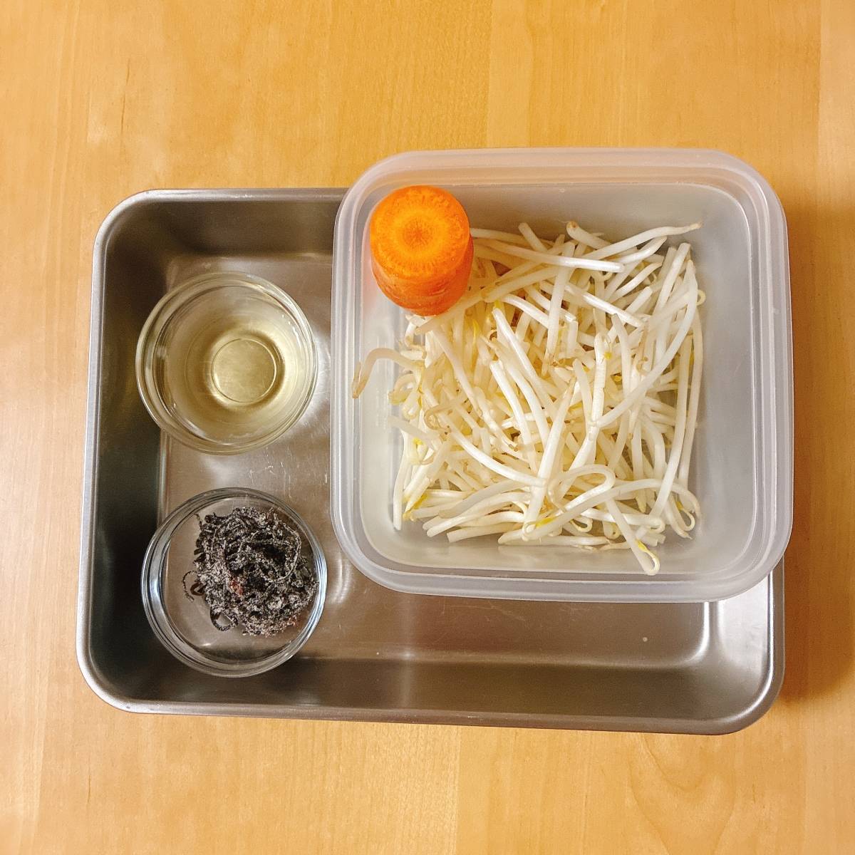 くらこん公式の「塩こんぶともやしの酢の物」のレシピ