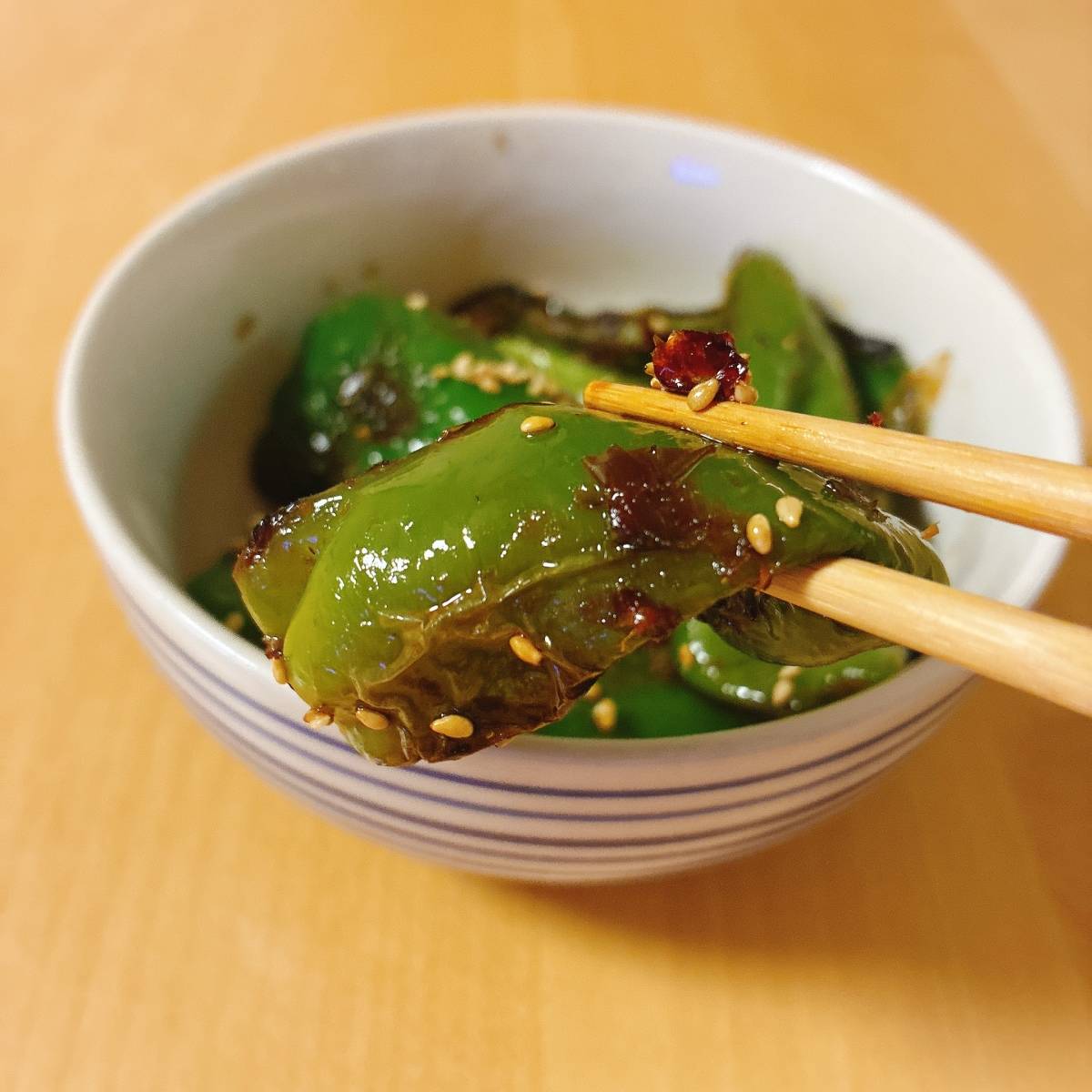 JAグループ公式の「ご飯にあう！丸ごとピーマンのおかか煮浸し」のレシピ