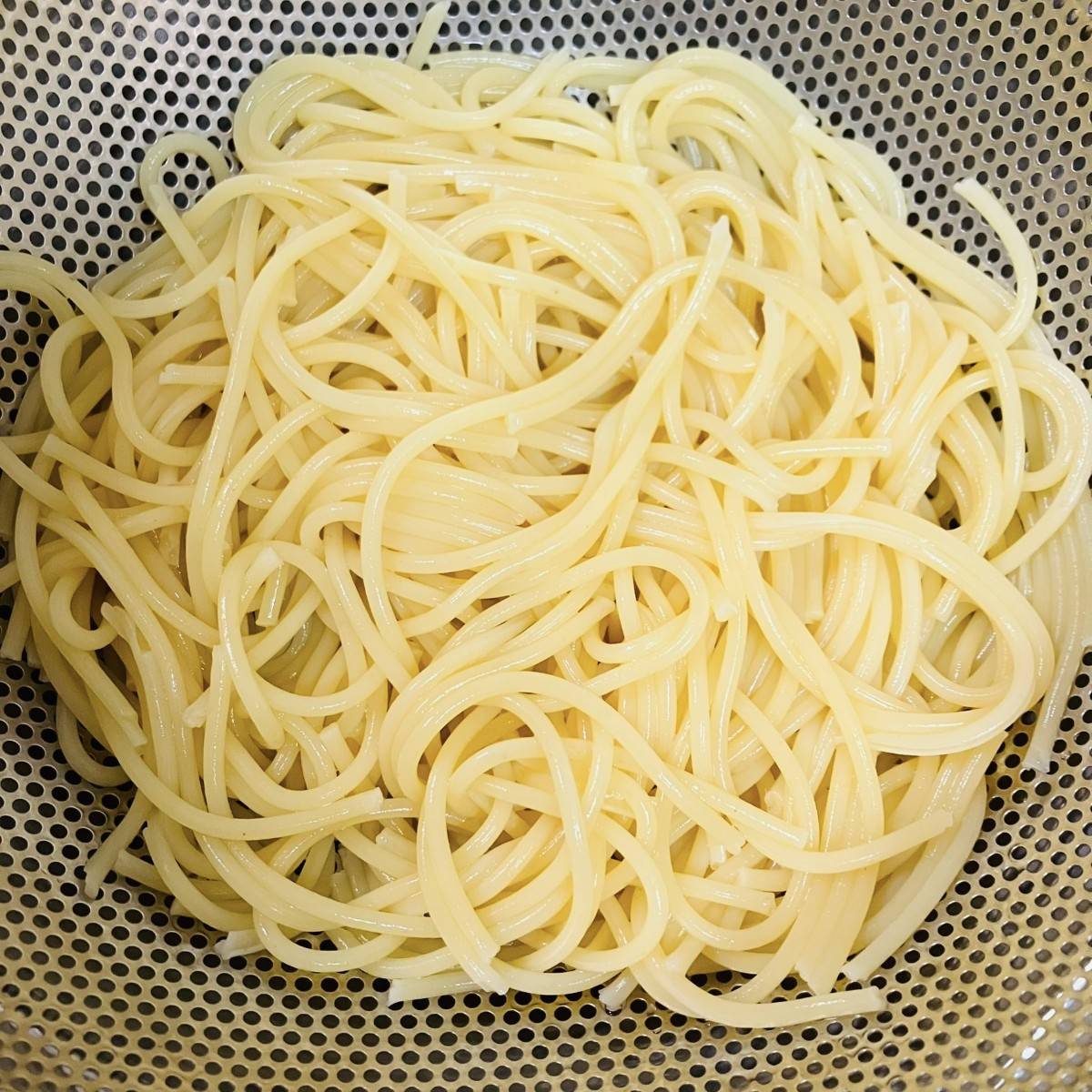 マ・マー公式の「なすと納豆の和風冷製パスタ」のレシピ