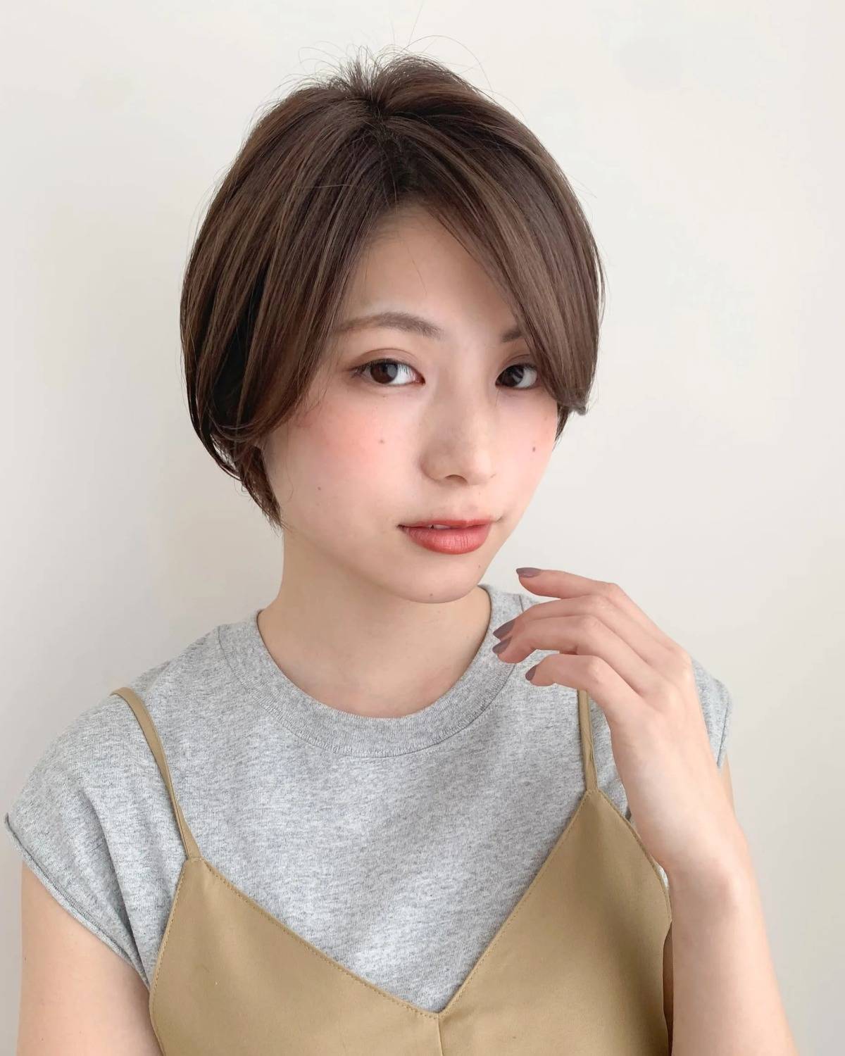 アッシュベージュ