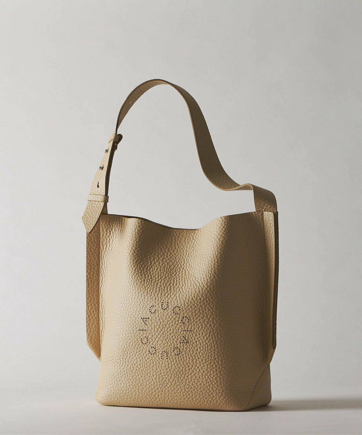 IACUCCI ルオータ ワンハンドルトート ALCE