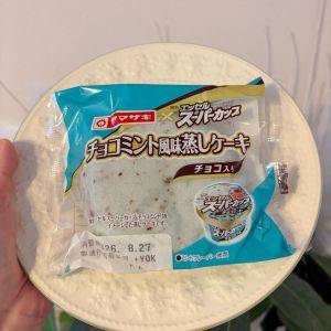 チョコミント好きさん必見！【スーパーカップ】コラボの「蒸しケーキ」