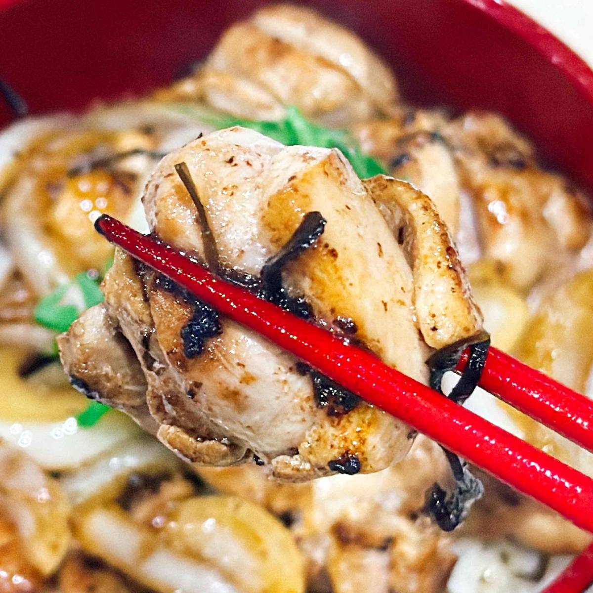 くらこん公式の「塩こんぶで鶏塩丼」のレシピ