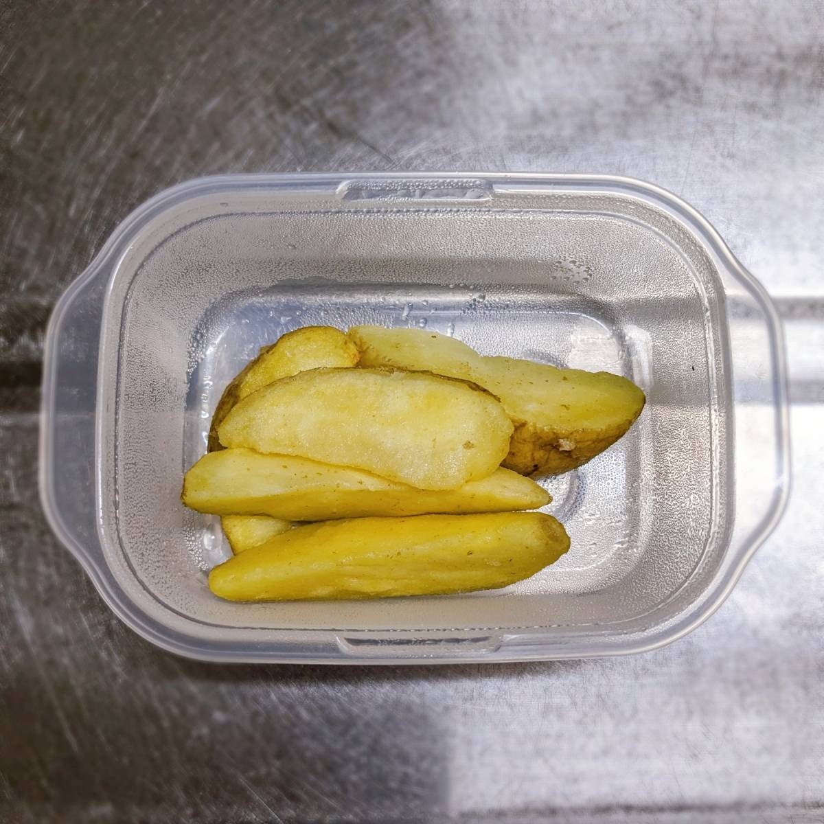 ニッスイ公式の「活ちくわと塩あじえだ豆のごま風味サラダ」のレシピ