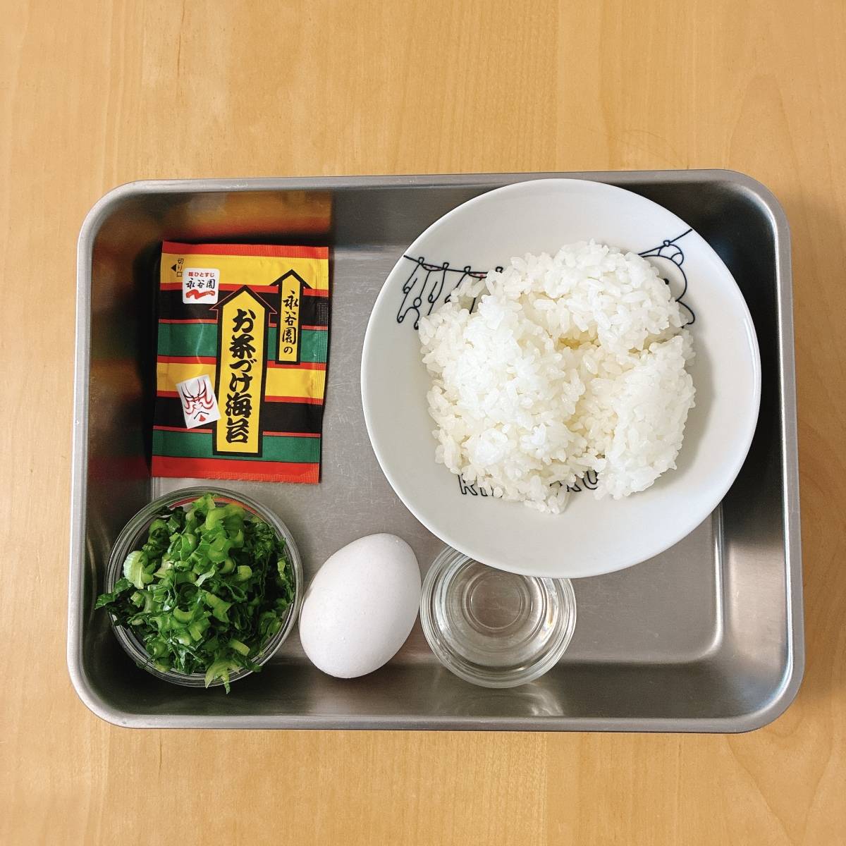 永谷園公式の「お茶づけチャーハン」のレシピ