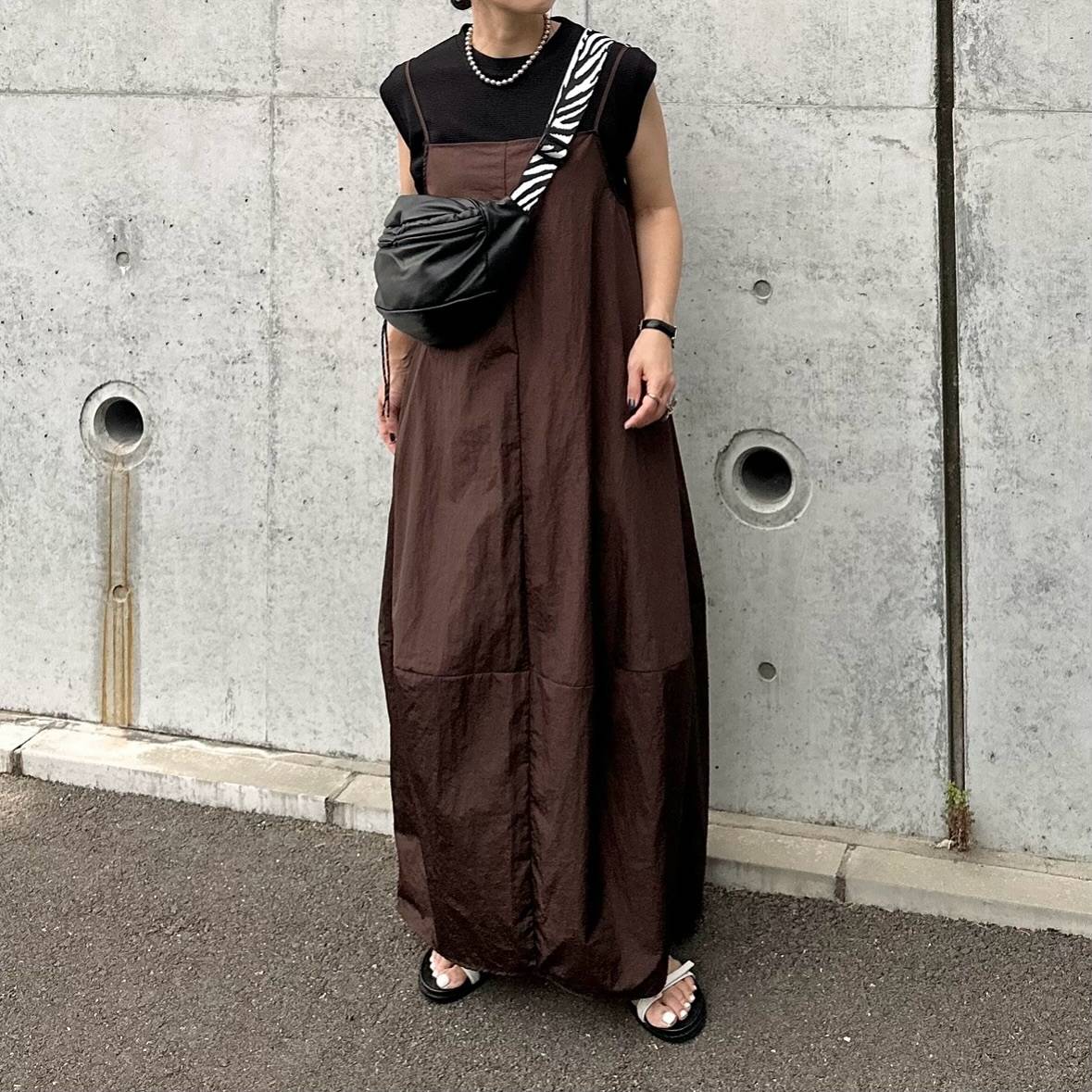 ショルダーバッグをアクセントにする！