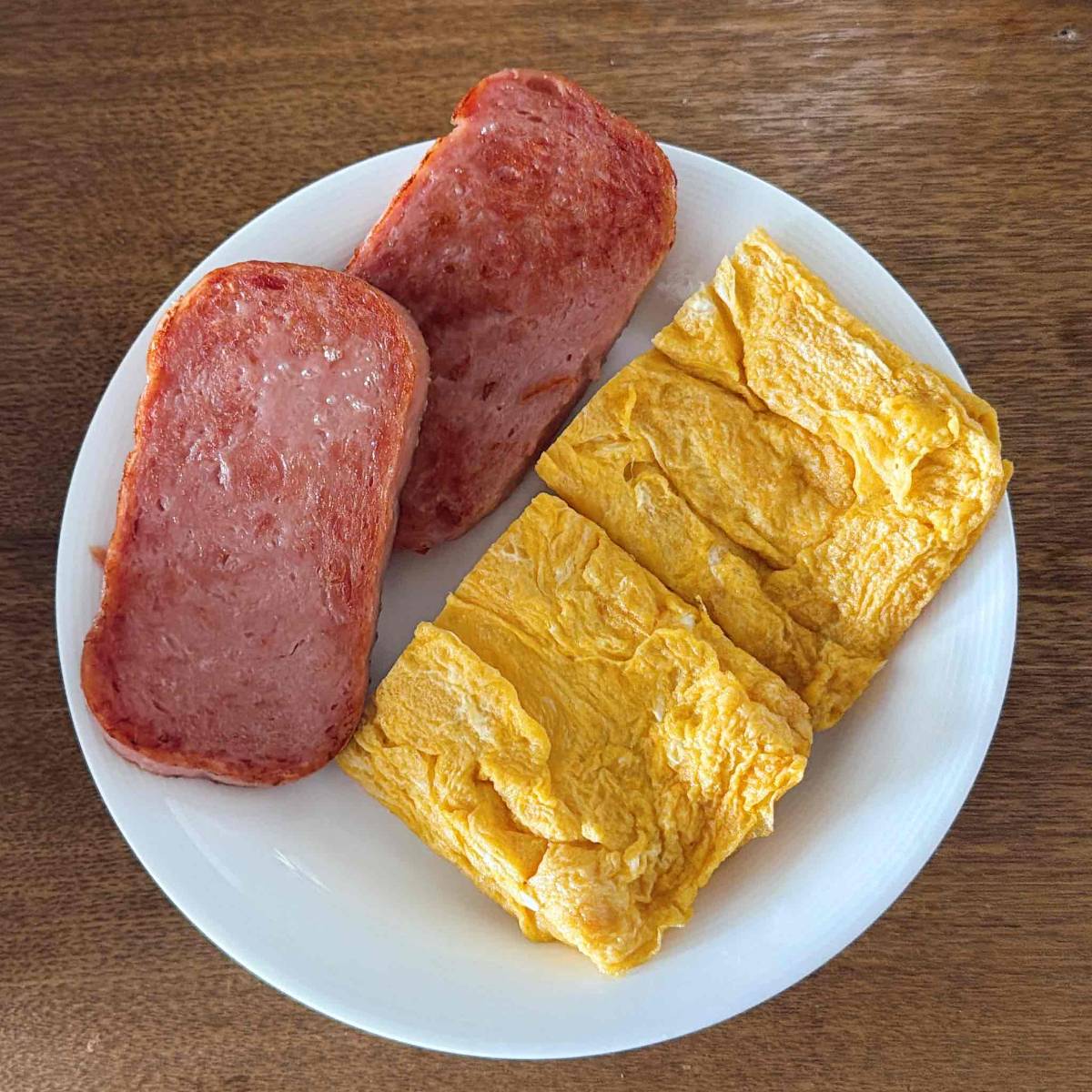 JA全農公式の「ご当地レシピ！沖縄県　ポークたまごおにぎり」のレシピ