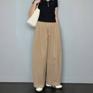 【2026年9月】50代はマネして！老け見えしない晩夏のスニーカーコーデ5選