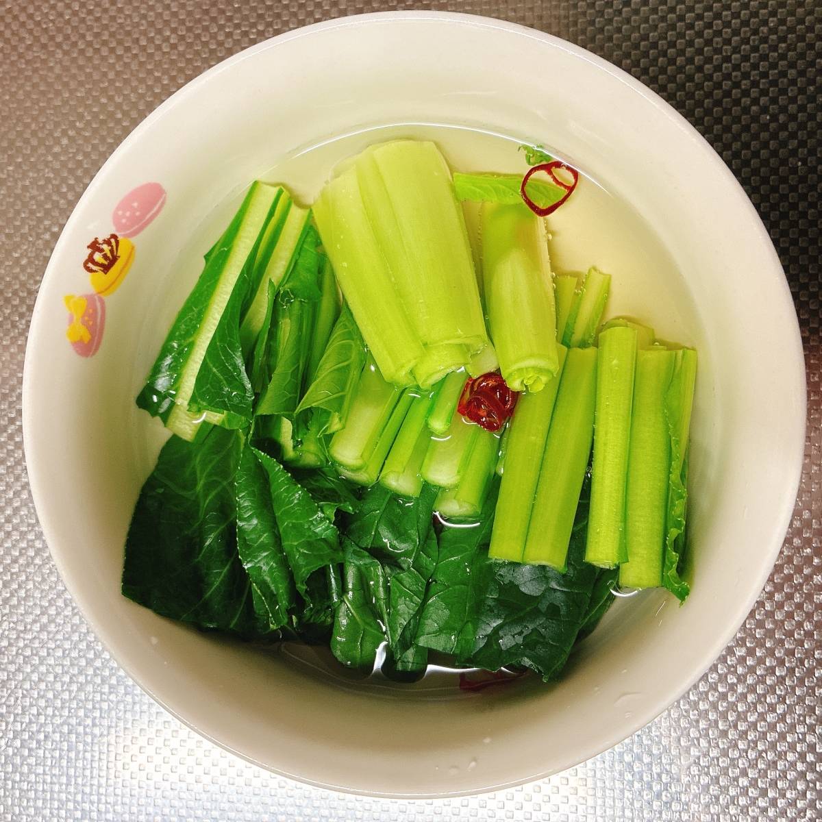 JAグループ公式の「小松菜の甘酢だし漬け」のレシピ