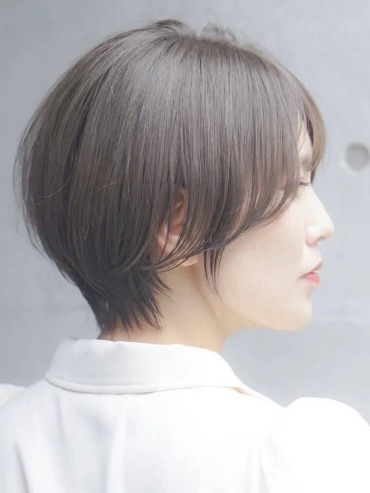 グレージュ