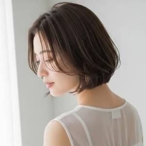 “白髪”をぼかせる！アラフィフ向けのヘアカラー5選〜2026晩夏〜