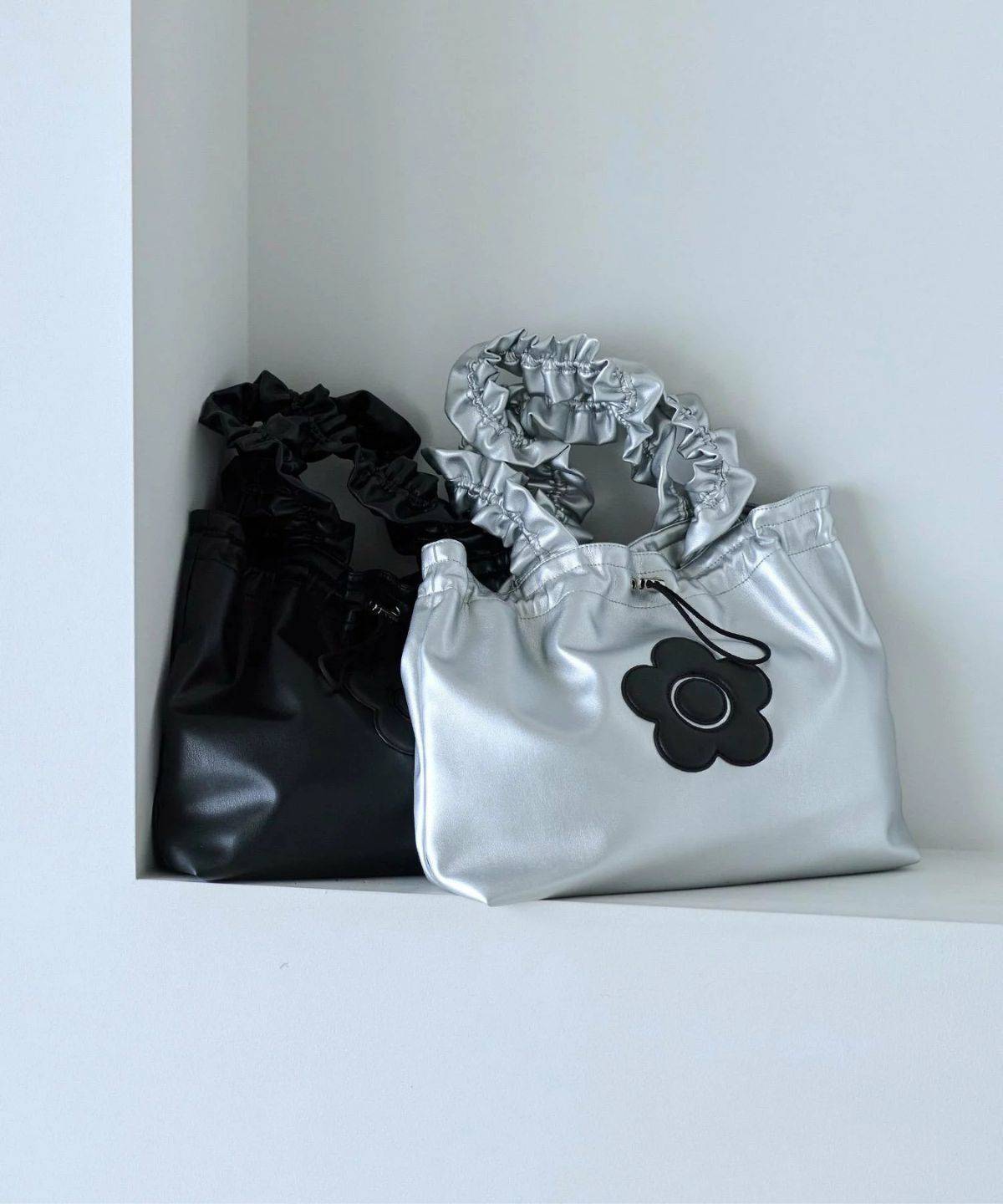 MARY QUANT*VIS フリルハンドルトートバッグ